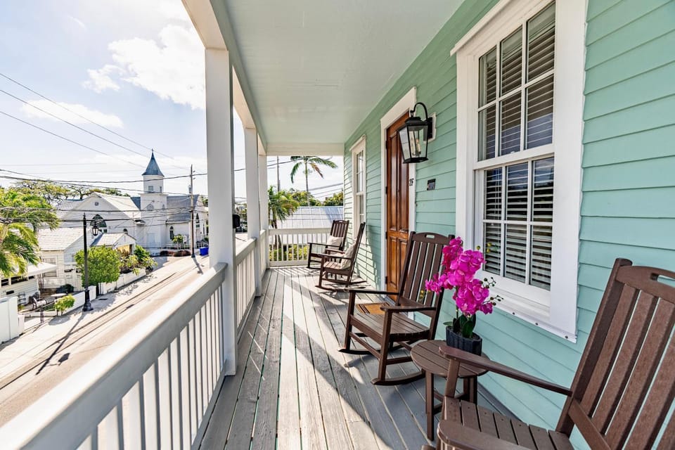 Sombrero Reef Light Suite House in Key West