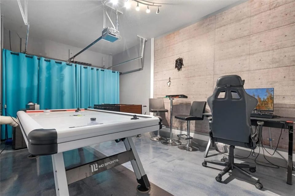 Experience Solterra: Pool, Spa, Game Room & Lazy River House in Four Corners