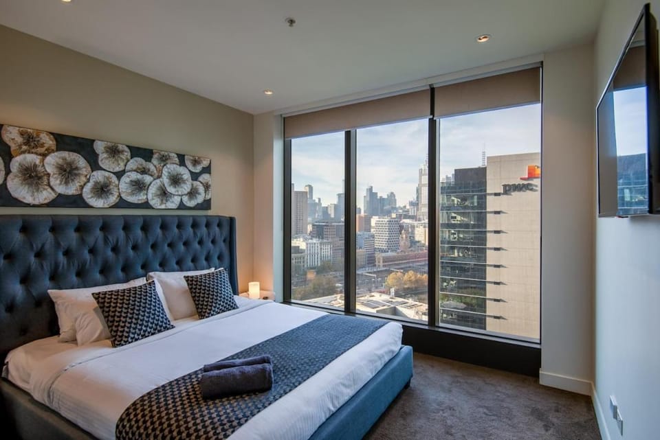 Bed, TV and multimedia, Photo of the whole room, Evening entertainment, Bedroom
