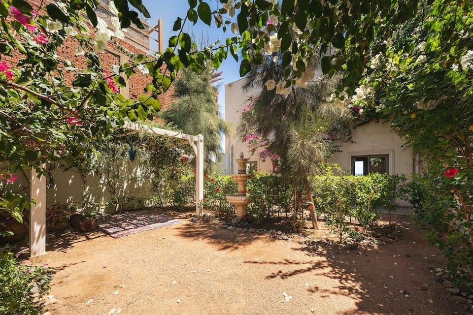 Garden, Garden view