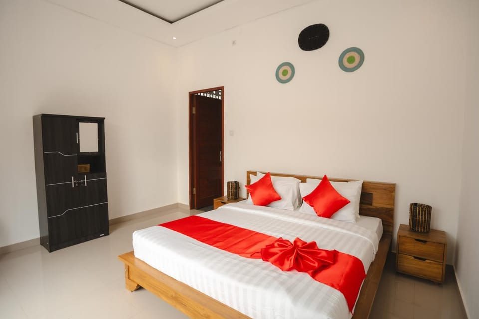 Bed, Photo of the whole room, Bedroom, wardrobe