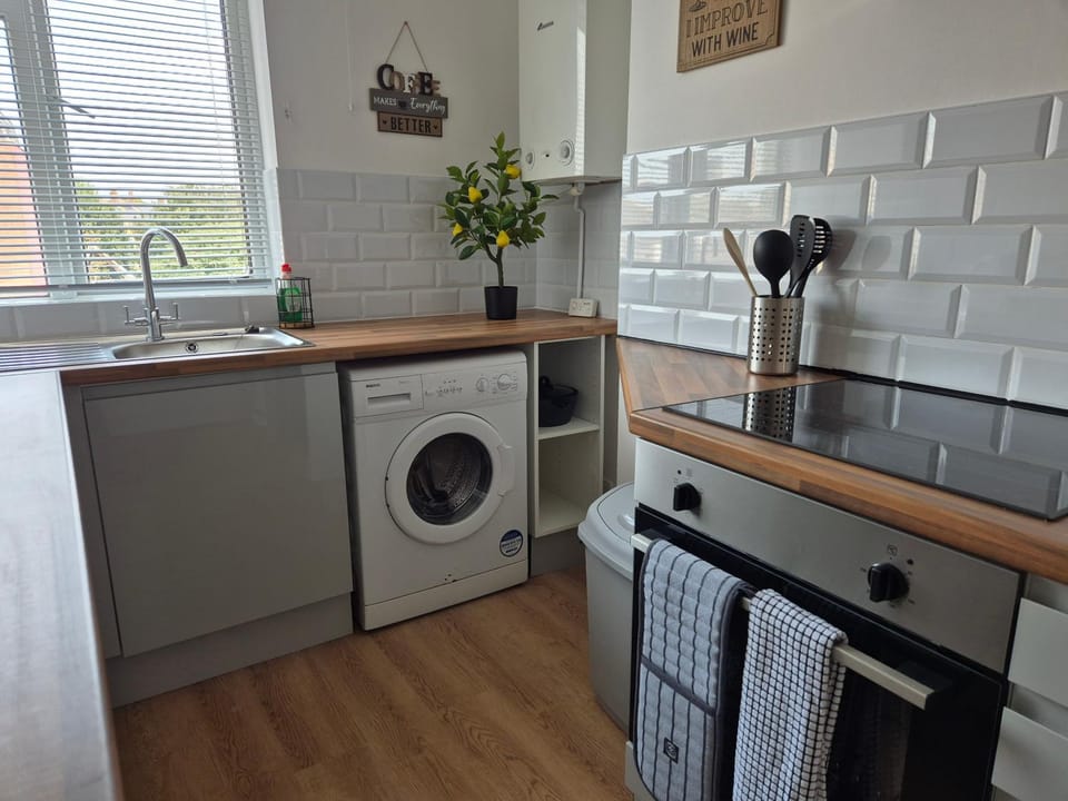 2 Bed Maisonette with Sofa Bed - Ideal for Groups #26C Apartment in Portsmouth