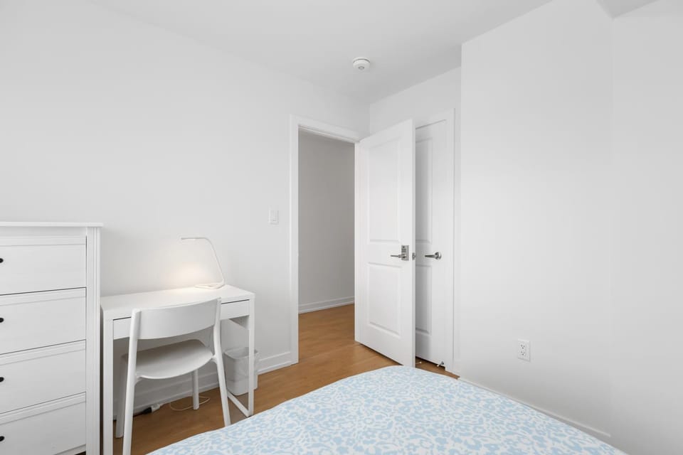 Bed, Bedroom, wardrobe