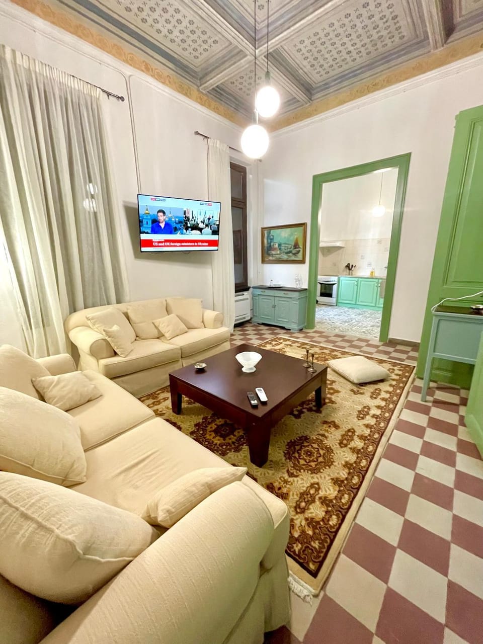 TV and multimedia, Living room, Seating area