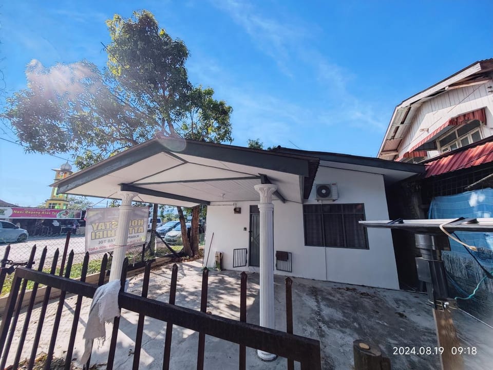 HOMESTAY ATTOHIRI, Atas Tol House in Terengganu, Malaysia