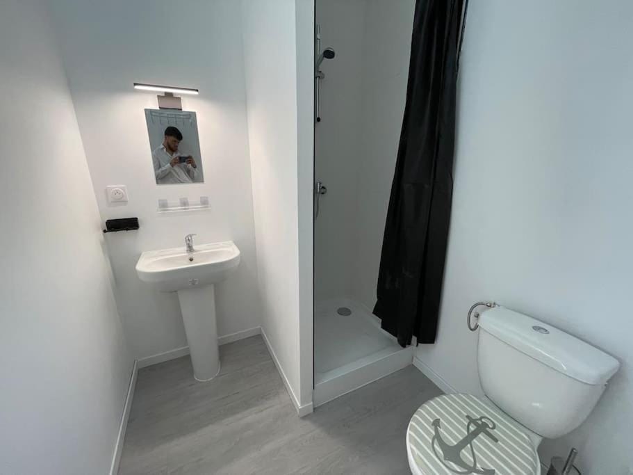 Studio A2 18m2 cosy 5minutes Gare Parking gratuit Rue de La Mure Apartment in Auvergne-Rhône-Alpes