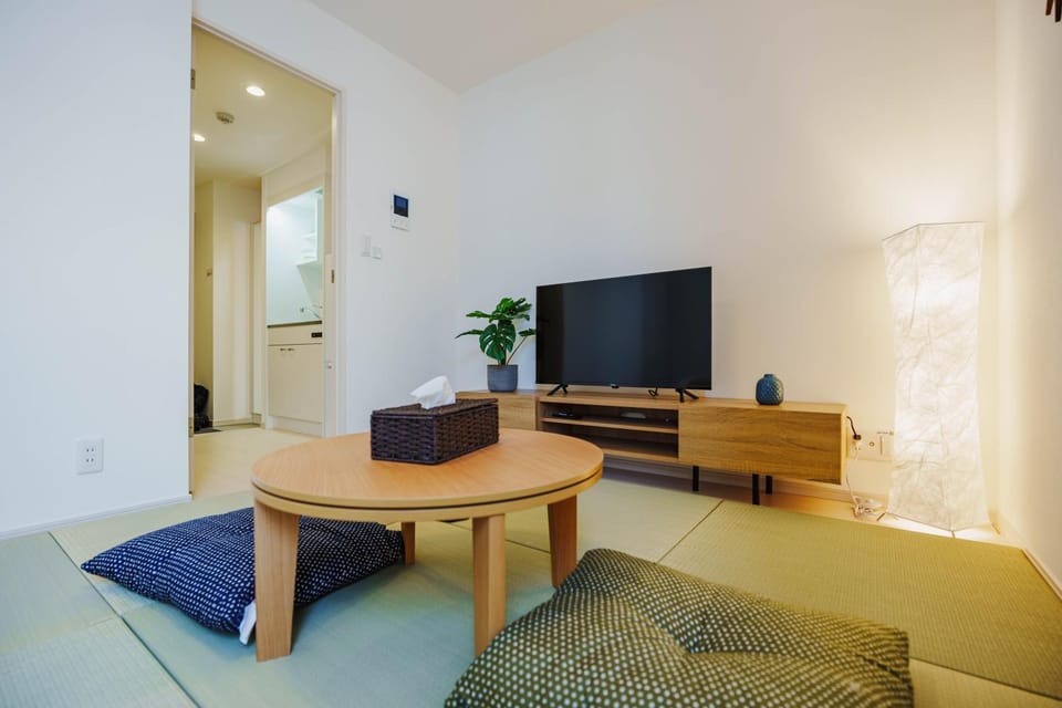 QH202 Studio Apartment - Longer Visits - Kitchen & Laundry Apartment in Japan