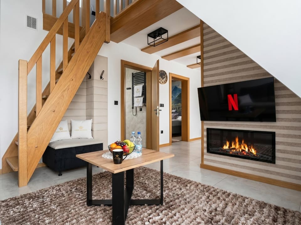 Living room, Seating area, flat iron