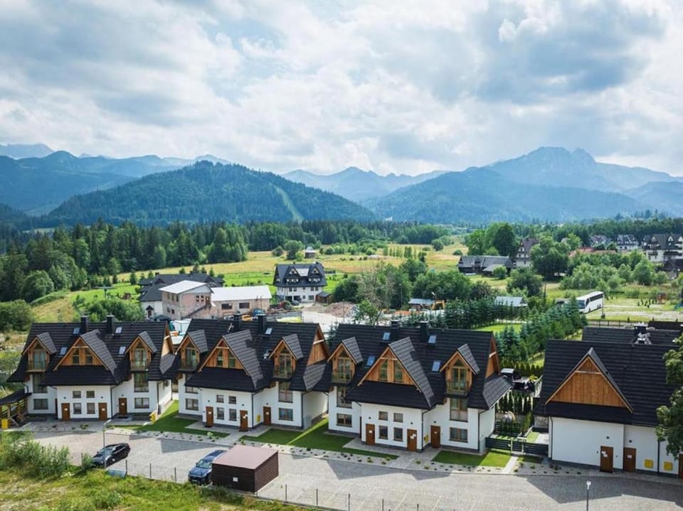 Property building, City view