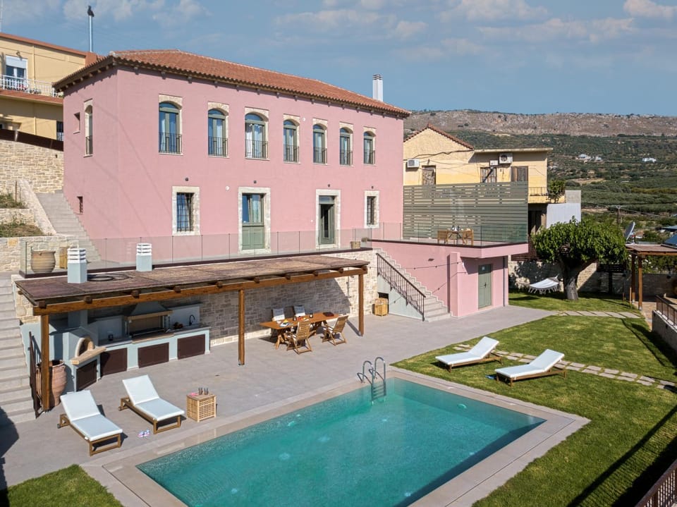 Property building, Swimming pool