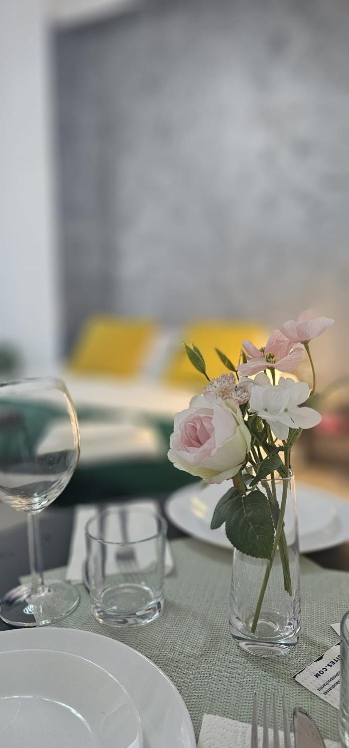 Sweet Dreams Suites Charming Studio Universitate Apartment in Bucharest