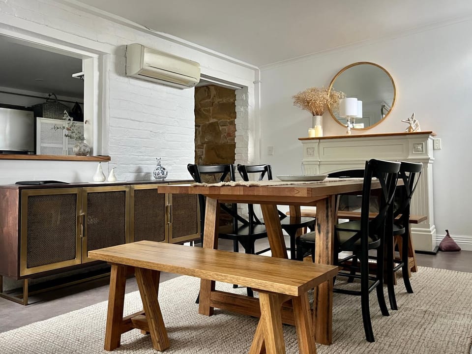 Tamara Cottage Historic Warmth House in Hobart