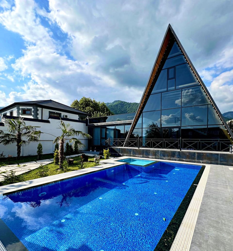 Property building, Day, Natural landscape, Mountain view, Pool view, Swimming pool