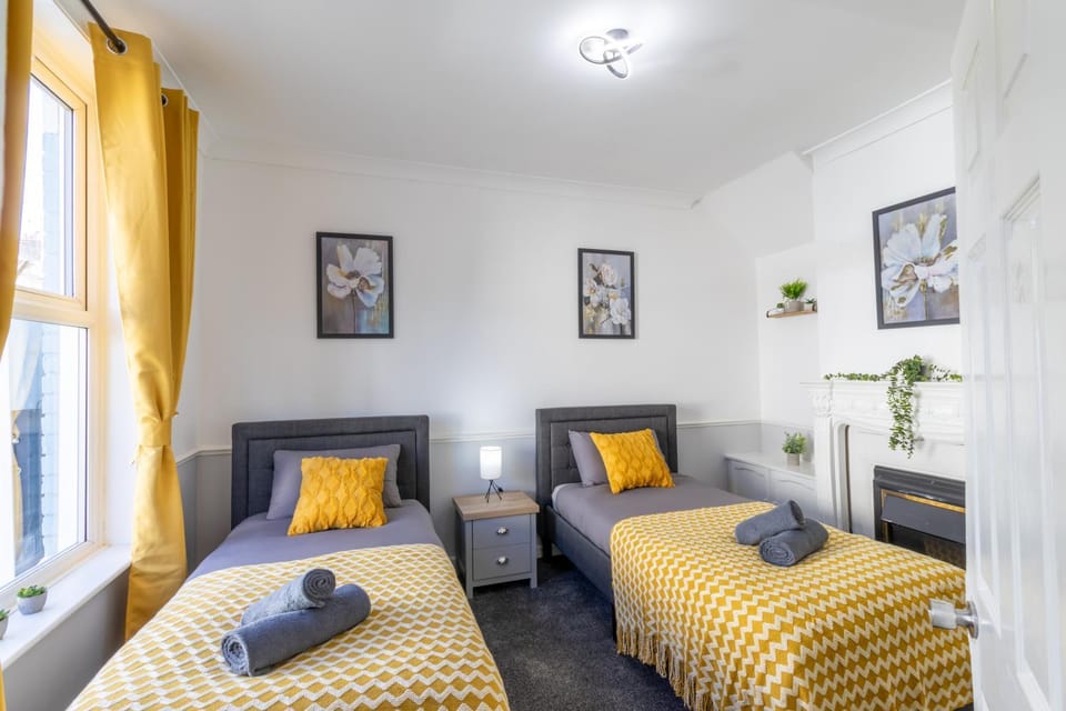 Open Mind Property - 6 Beds & Free Parking House in Portsmouth