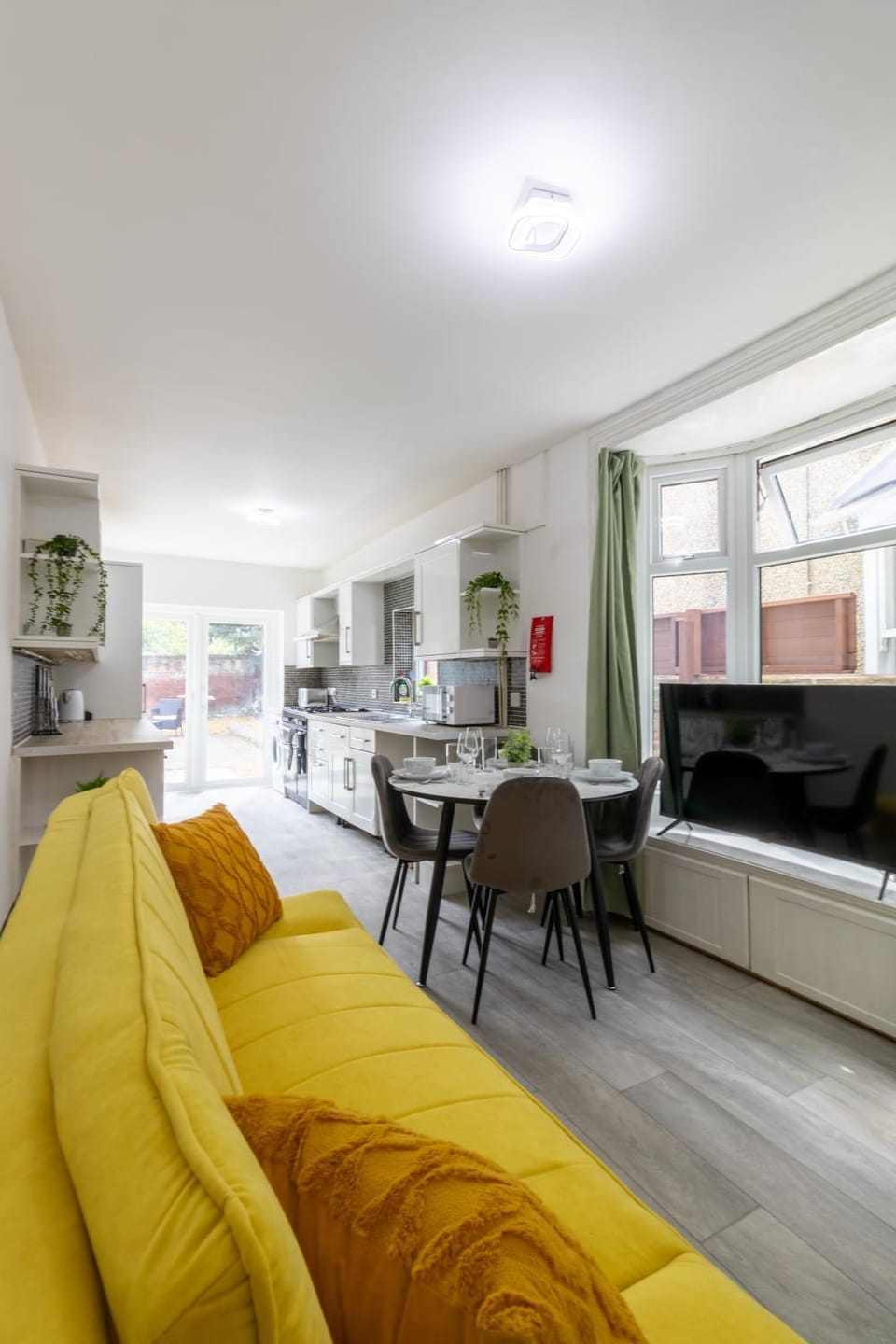 Open Mind Property - 6 Beds & Free Parking House in Portsmouth