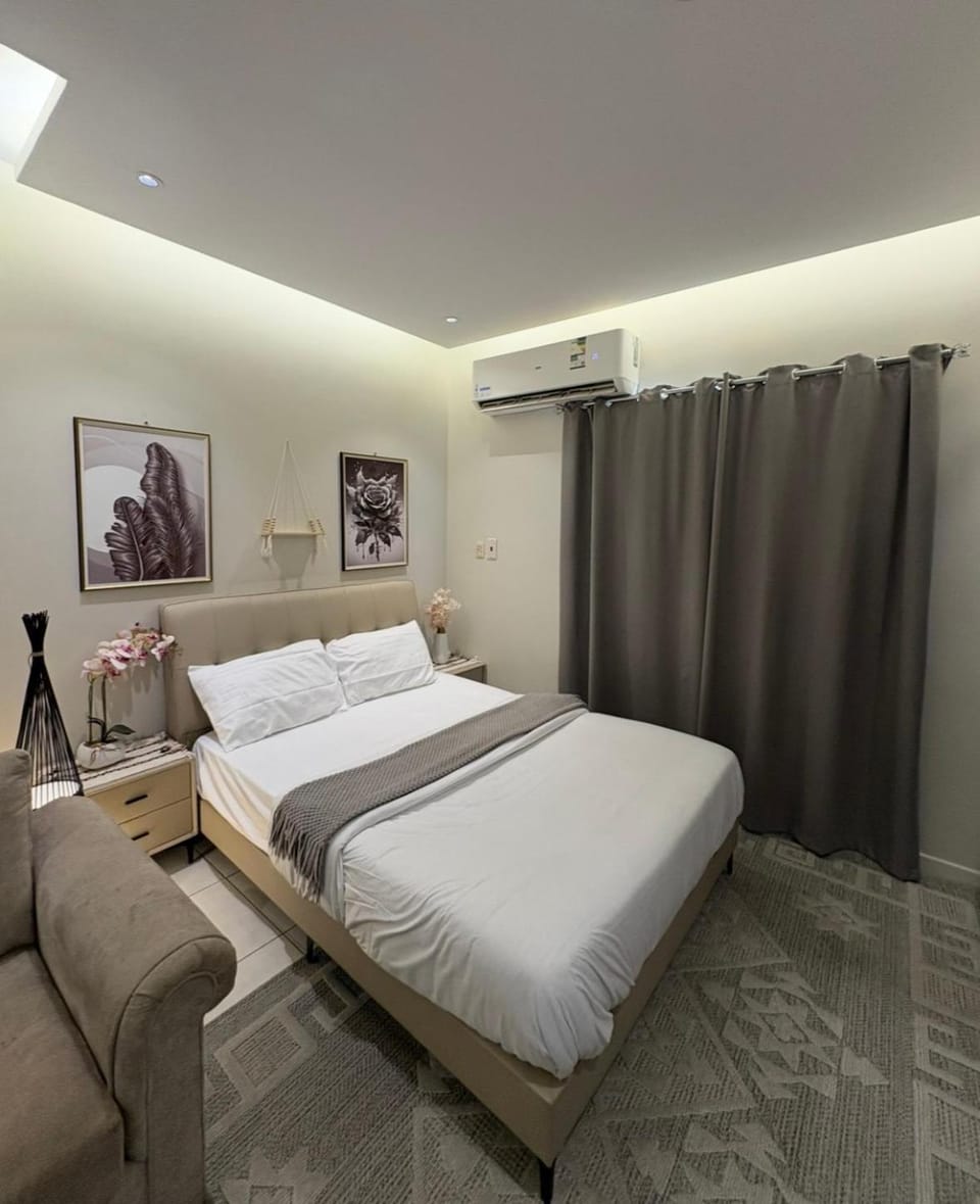 Smart login room Apartment in Al Khobar