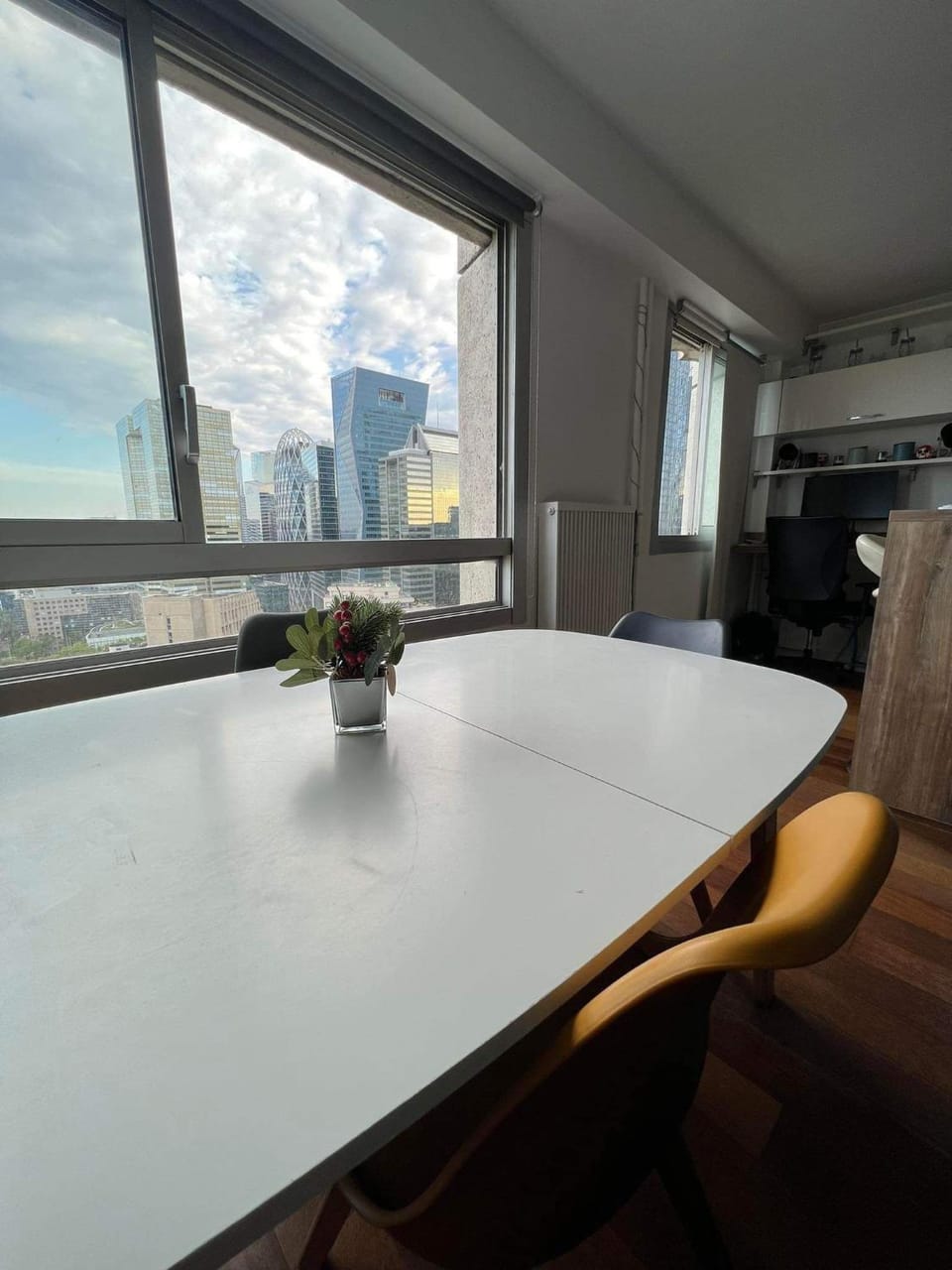 Big Appartement new courbevoie Defense Apartment in Puteaux