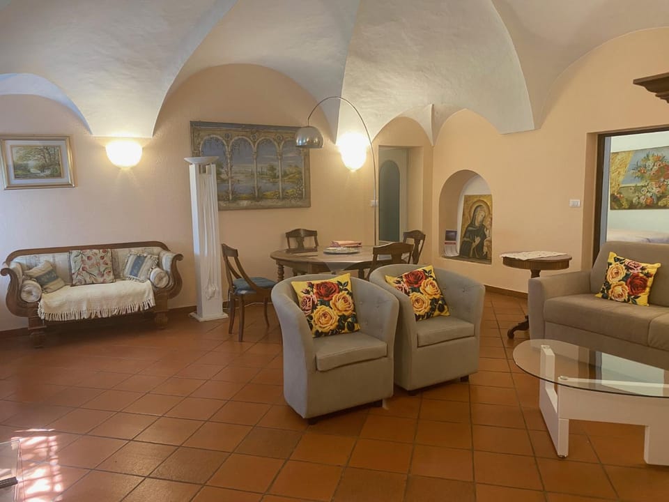 Intrecci Apartment in Piedmont
