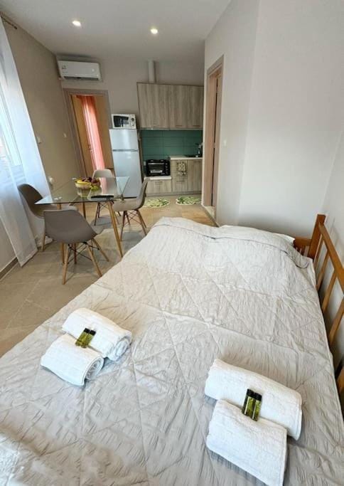 Suzan Apartment Apartment in Chania