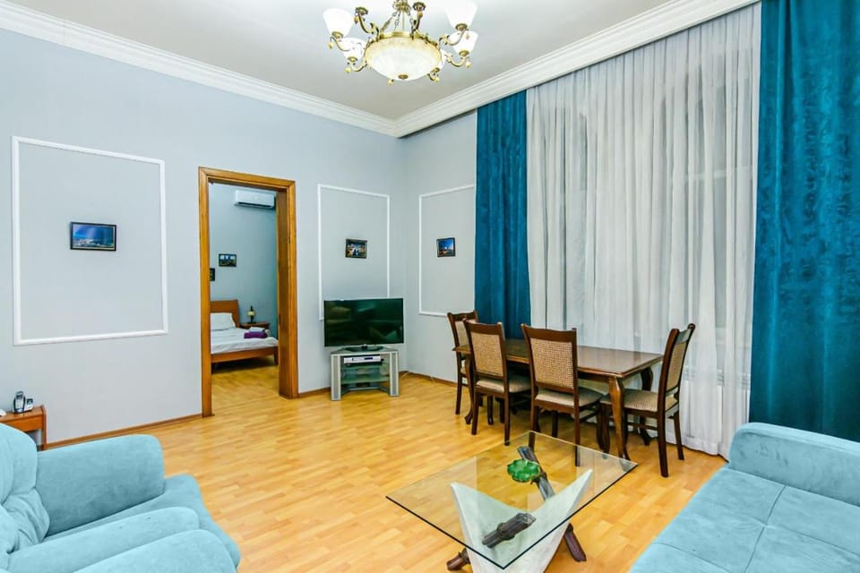 Luxury Apartment İn Targovu Apartment in Baku