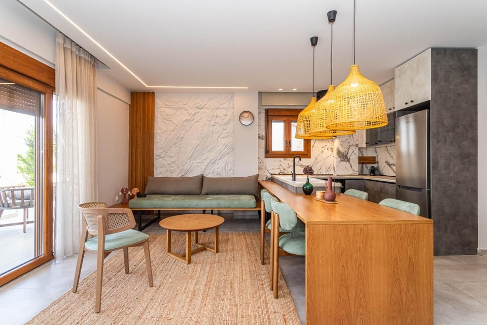 Seating area, Dining area