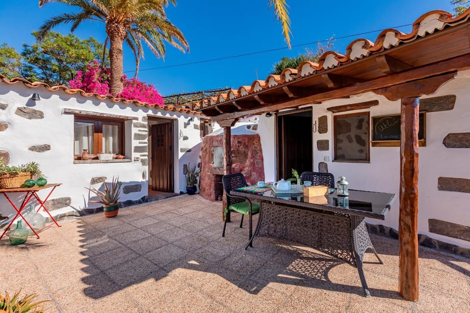 Property building, Balcony/Terrace