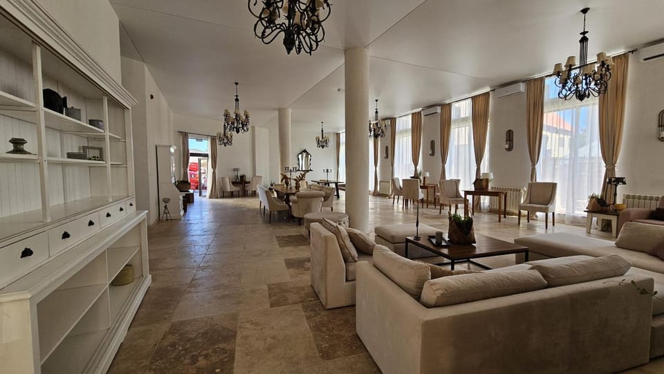 Seating area, Meeting/conference room