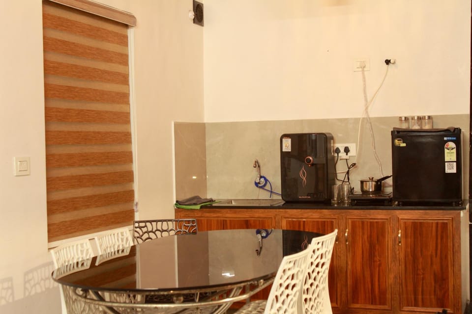 2BHK Homestay at Vagamon with Pool, Campfire and BBQ- Oakwood Oasis House in Kerala