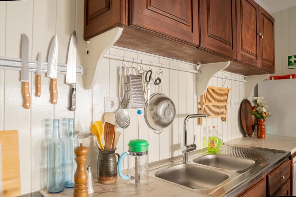 Kitchen or kitchenette, kitchen, kitchen