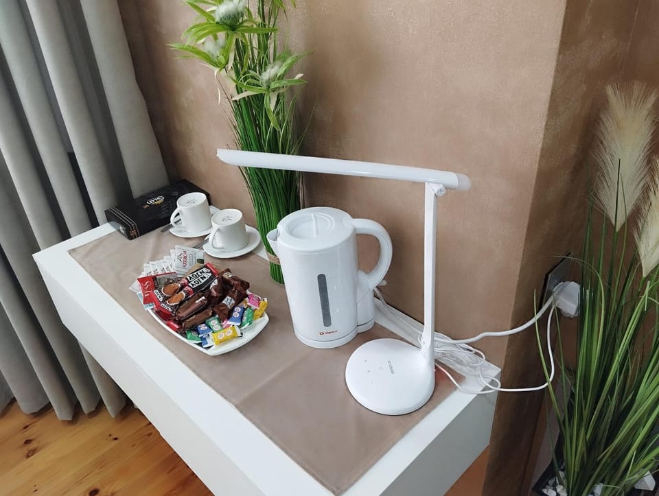 Coffee/tea facilities, Kitchen or kitchenette, Food and drinks