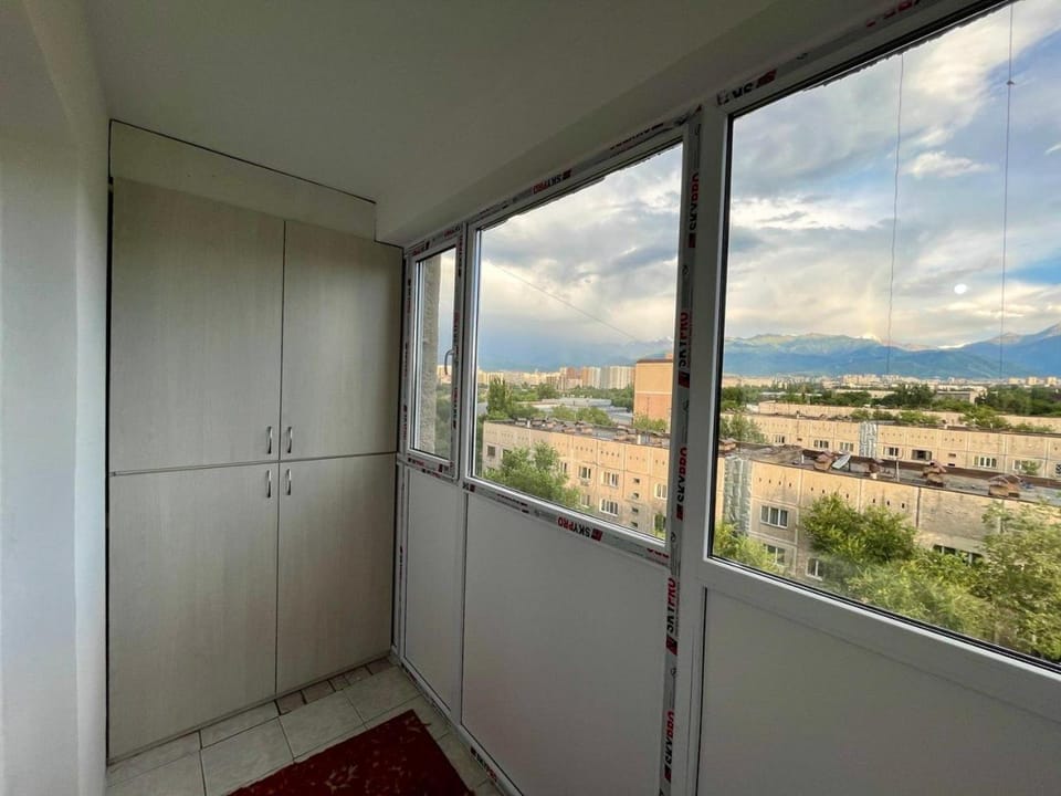 View (from property/room), Balcony/Terrace, Mountain view