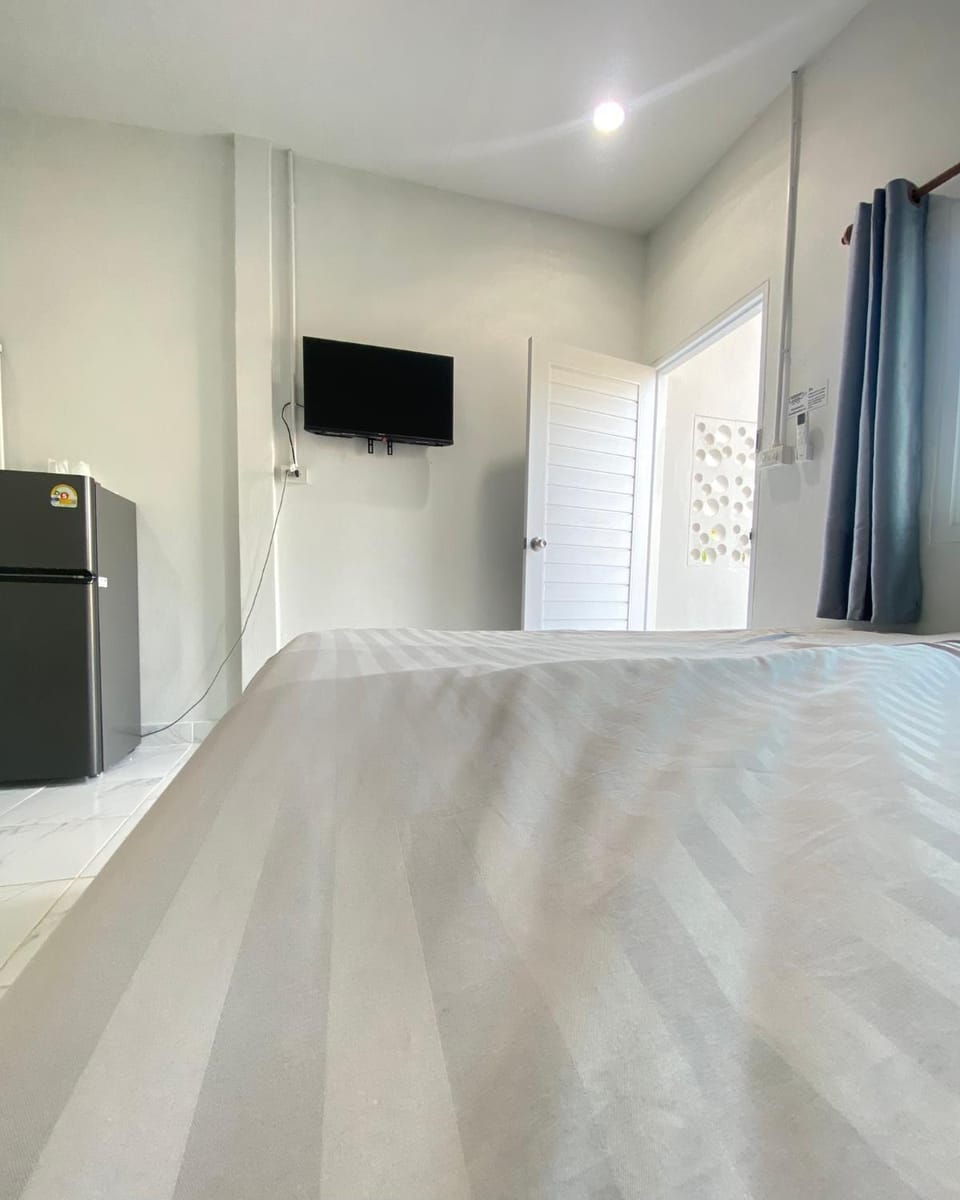 Bedroom, Area and facilities