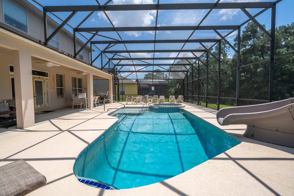 Waterslide 6 bed Lux Villa Emerald Island Villa in Four Corners