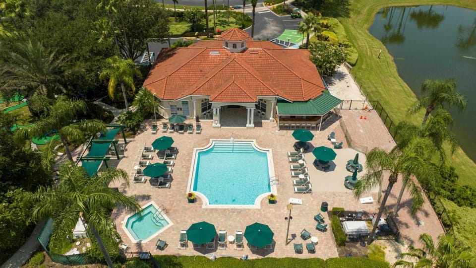 Waterslide 6 bed Lux Villa Emerald Island Villa in Osceola County