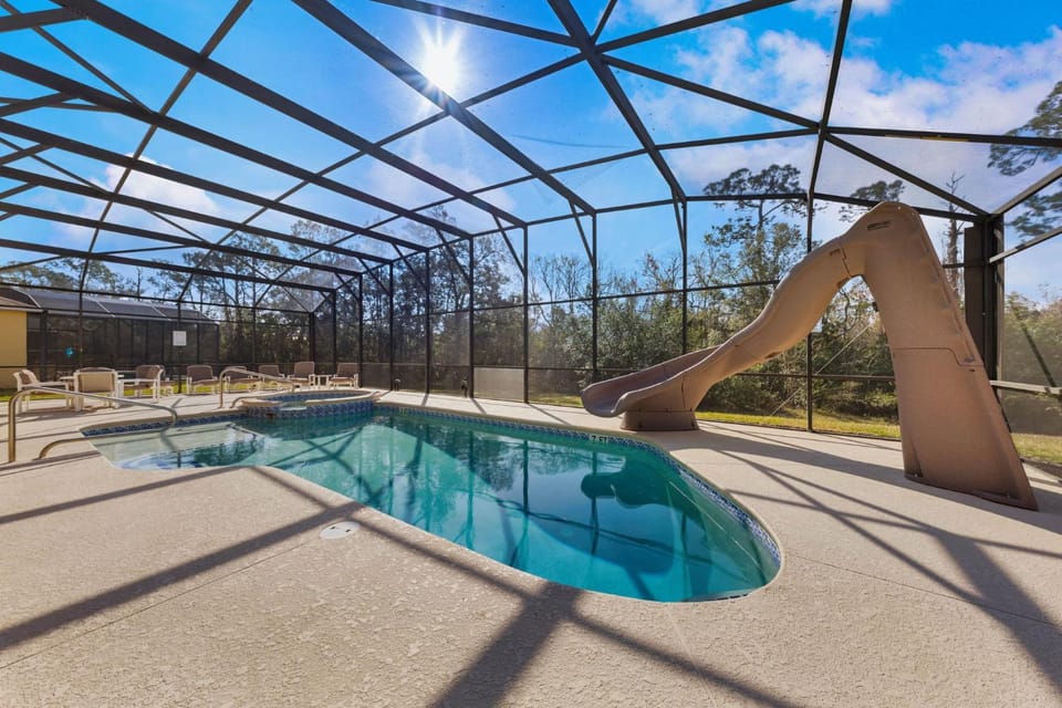 Waterslide 6 bed Lux Villa Emerald Island Villa in Four Corners