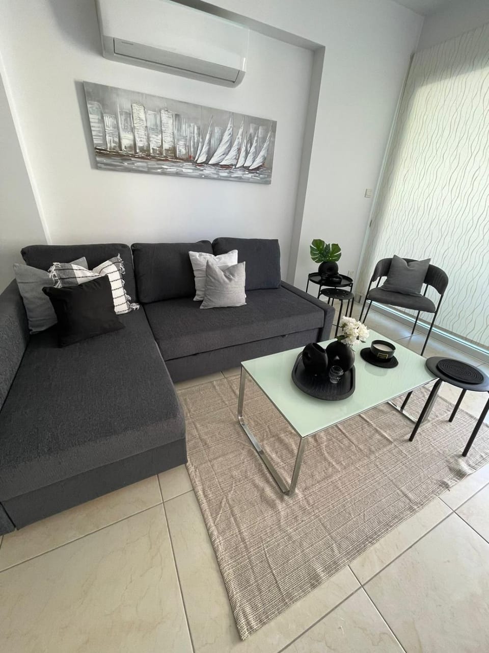 Communal lounge/ TV room, Living room