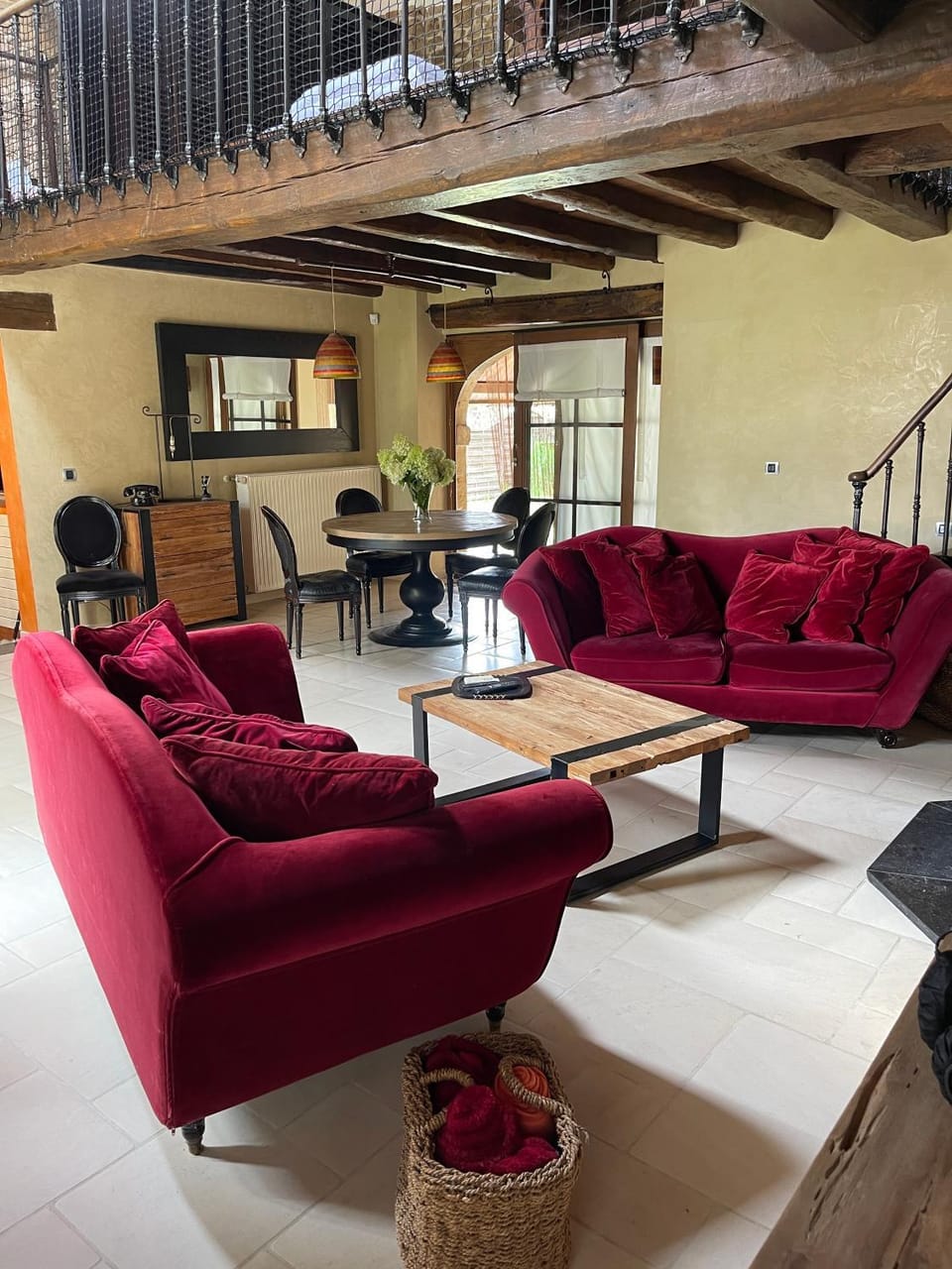 Living room, Dining area