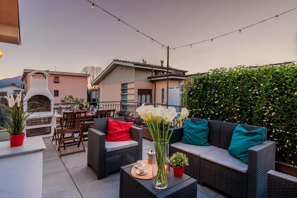 Casa Tofanelli, a Smart Apartment with Terrace Apartment in Capannori