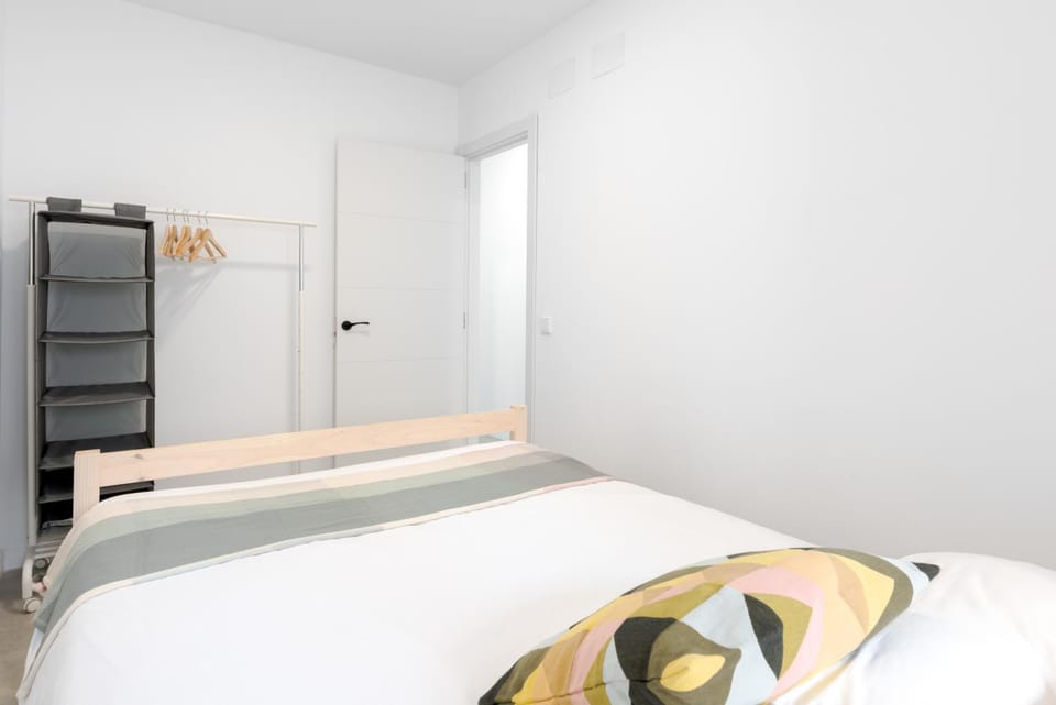 Bed, Photo of the whole room, Bedroom, wardrobe