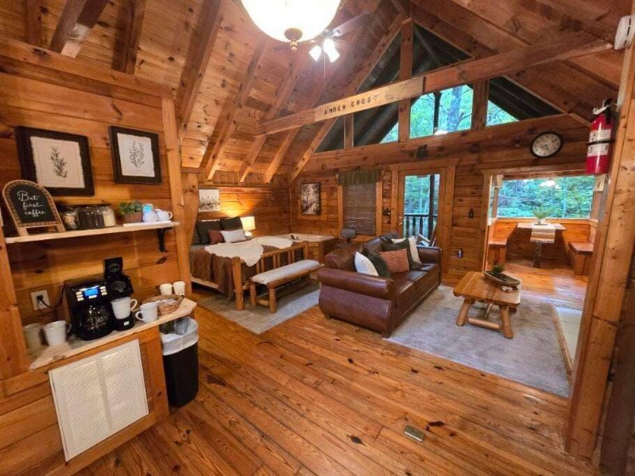 Coffee/tea facilities, Living room, Photo of the whole room