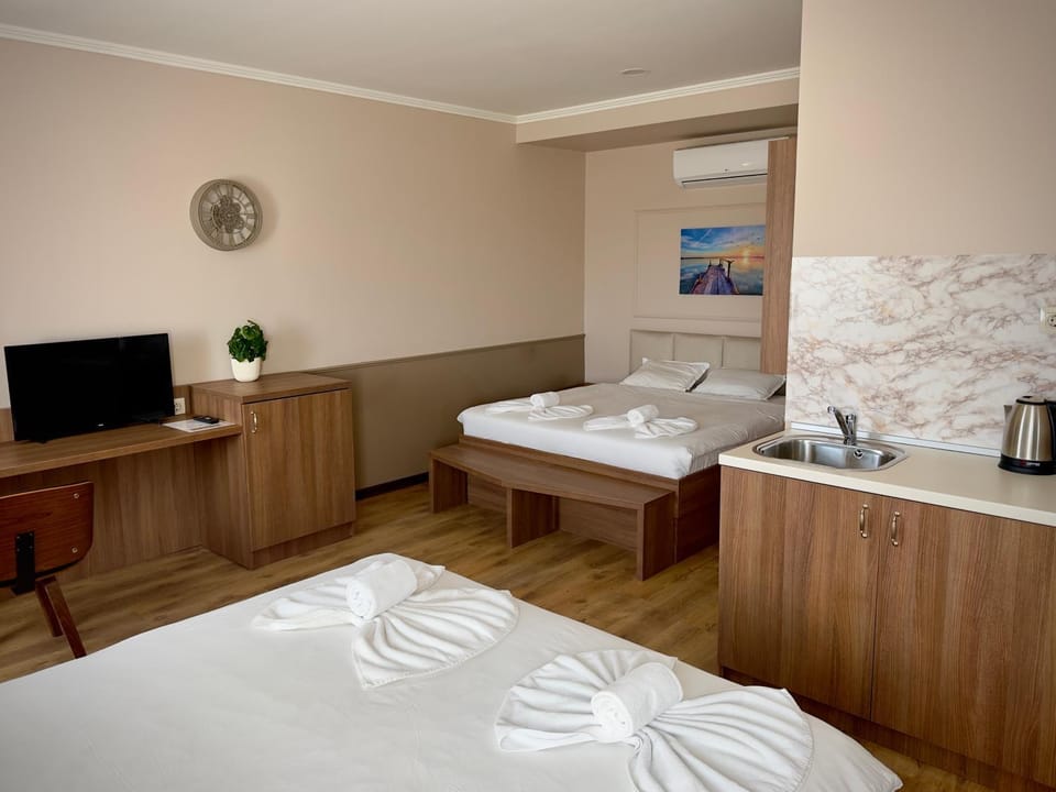 TV and multimedia, Bedroom