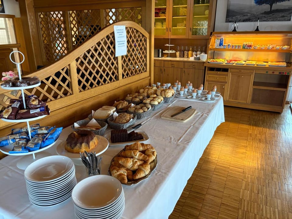 Buffet breakfast