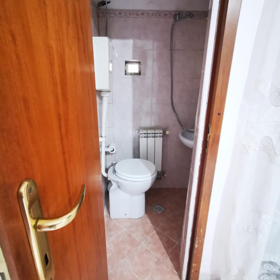 Toilet, Bathroom