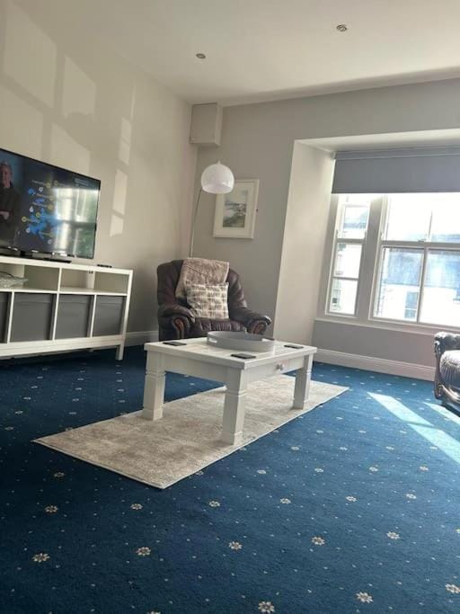 No 12 Bridge Street - Town Centre Apartment Apartment in Westport