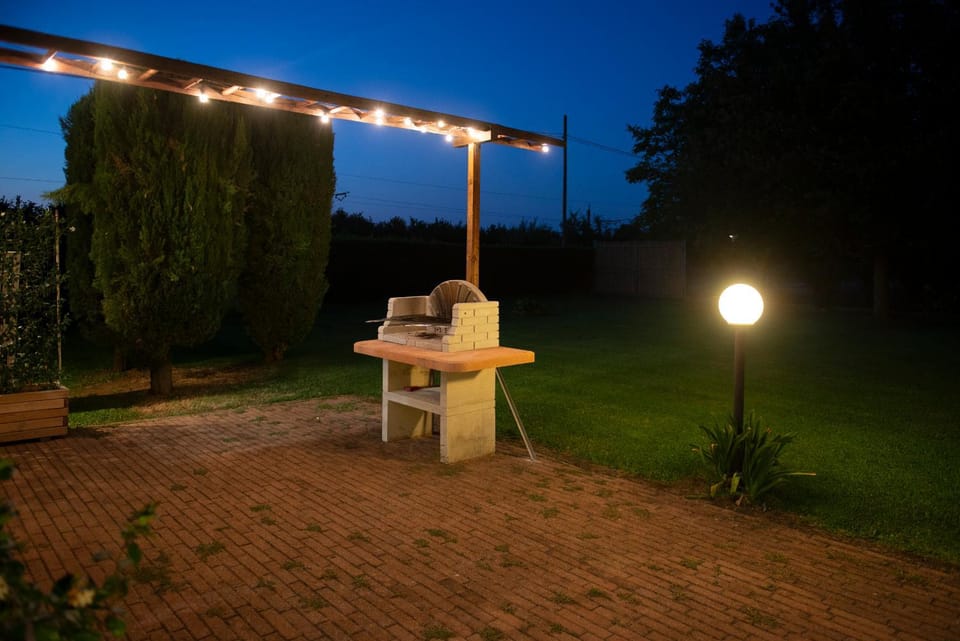 Night, Garden, Kitchen or kitchenette, Garden view