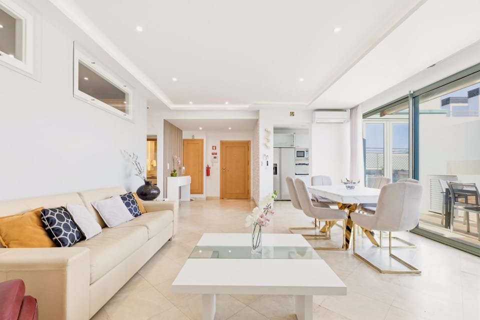 VilamouraSun Aquamar Penthouse 601 Apartment in Quarteira