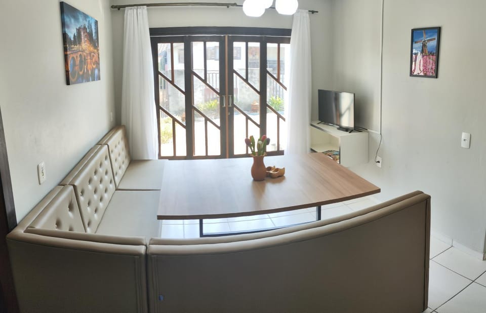 TV and multimedia, Dining area