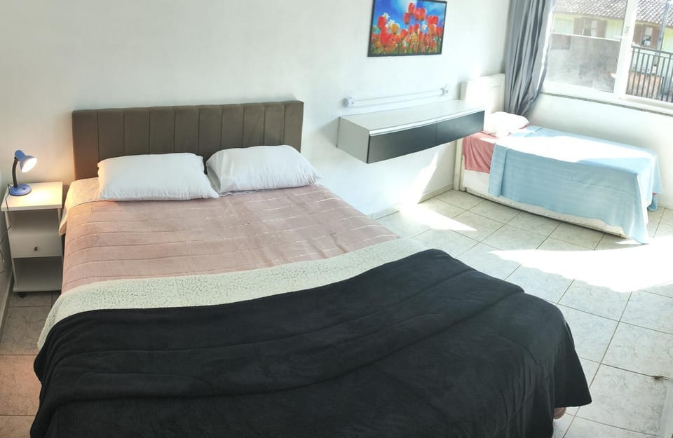 Bed, Photo of the whole room, Bedroom, soundproof