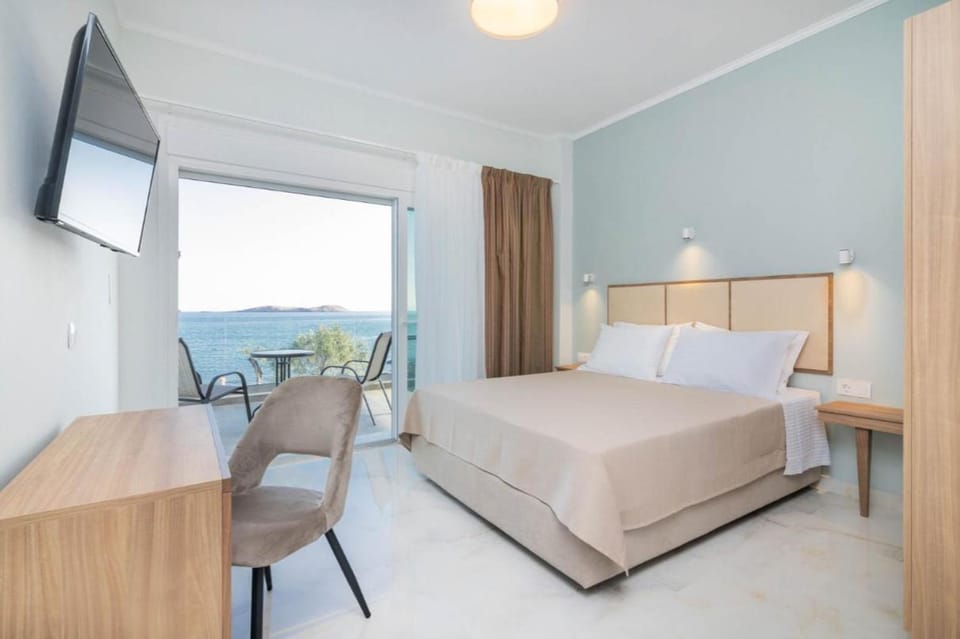 EluDes Seaside Suites Hotel in Thasos