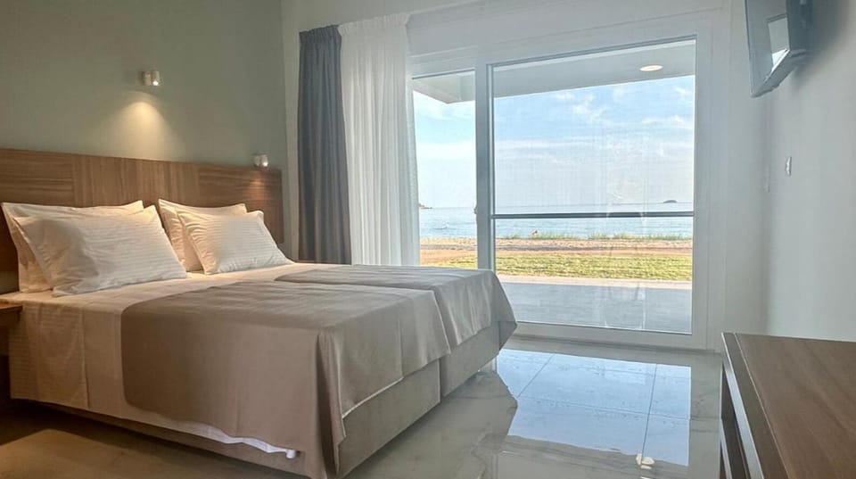 EluDes Seaside Suites Hotel in Thasos